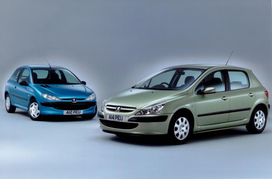  Peugeot 206 1998 года  (фото 20 из 46)